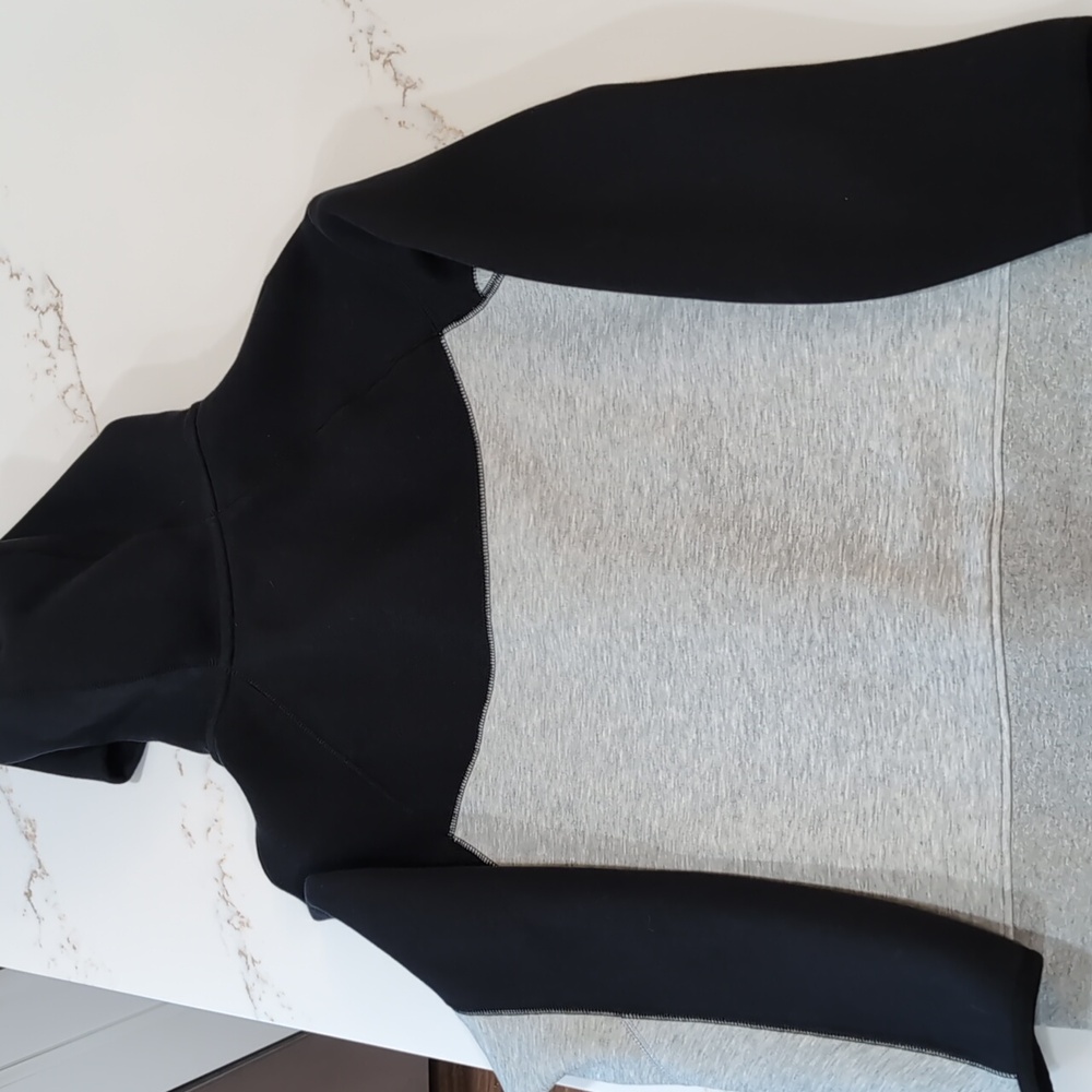 Youth Large Nike Tech Hoodie - Picture 5 of 5